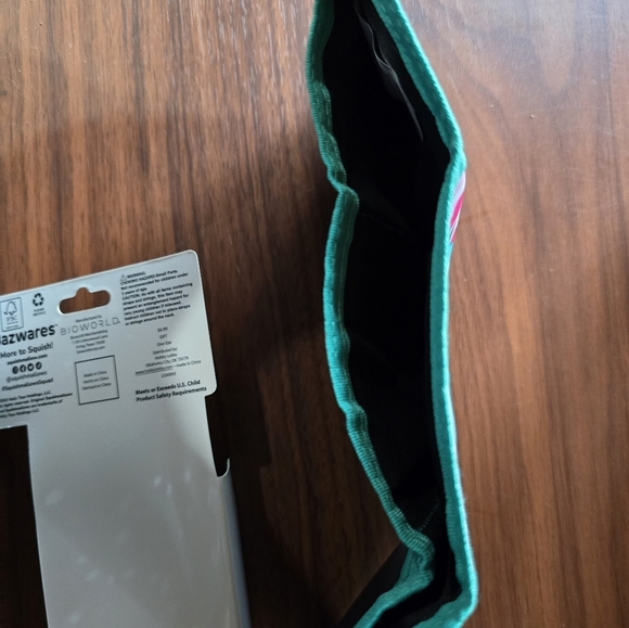 Squishmallows Bioworld Wallet - Pink and Teal Nwt - Picture 4 of 4